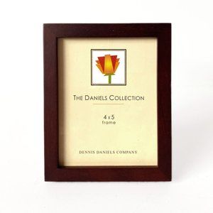 DANIELS COLLECTION WALNUT WOOD FRAME 4 x 5”